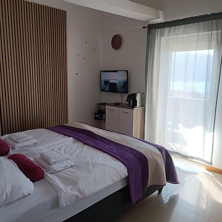 Apartments Pongrac 茨雷斯 外观 照片